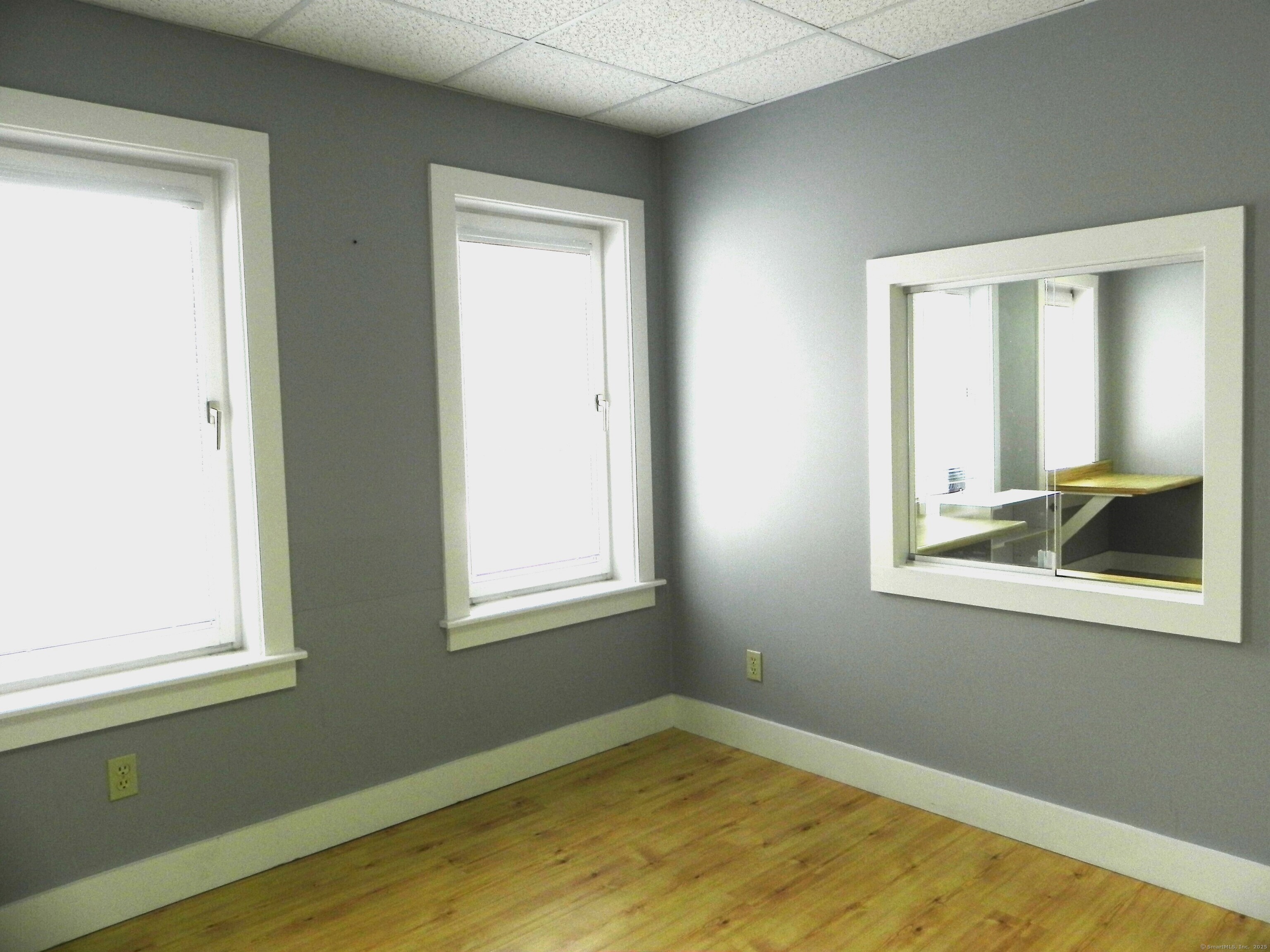 27 North Main Street Kent CT 06757