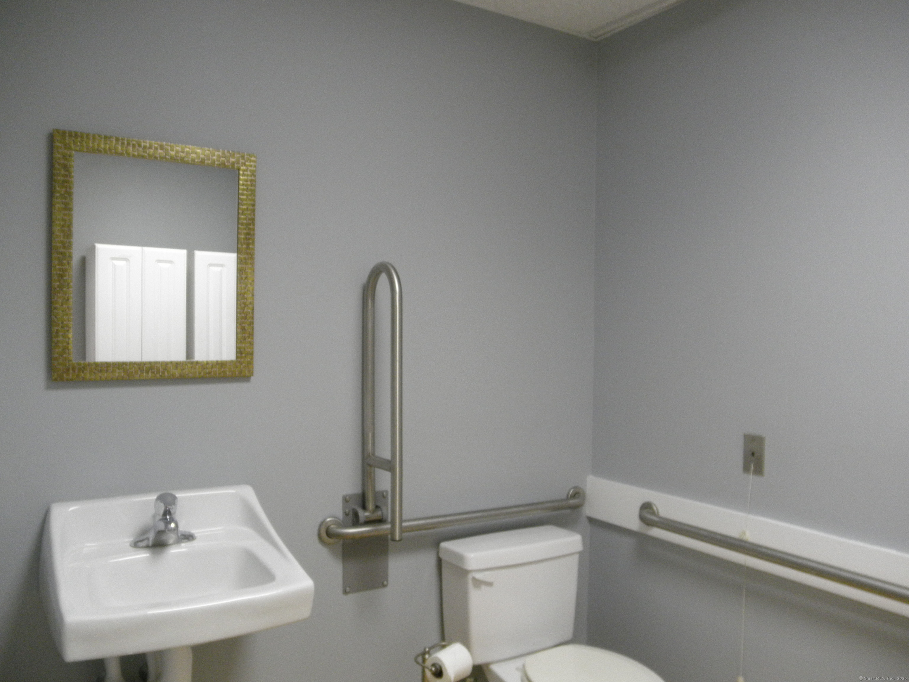 27 North Main Street Kent CT 06757