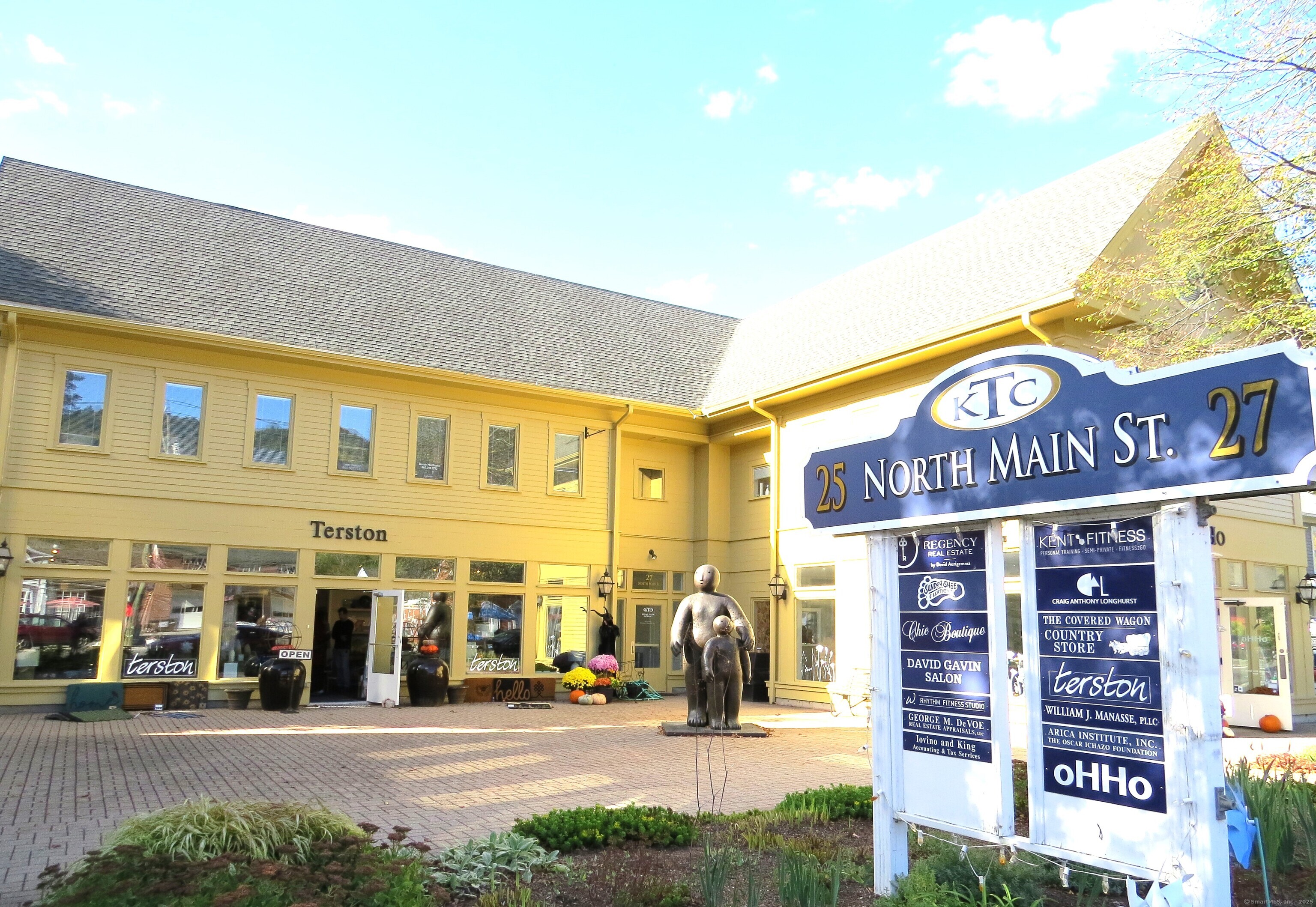 27 North Main Street Kent CT 06757