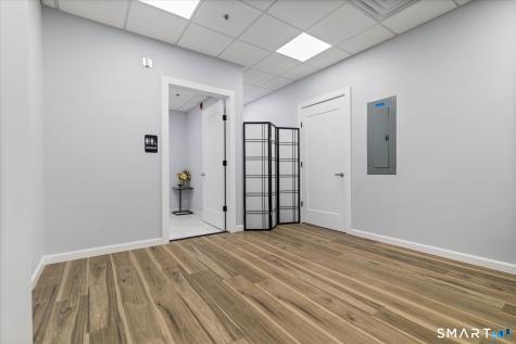159 Boston Post Road East Lyme CT 06333
