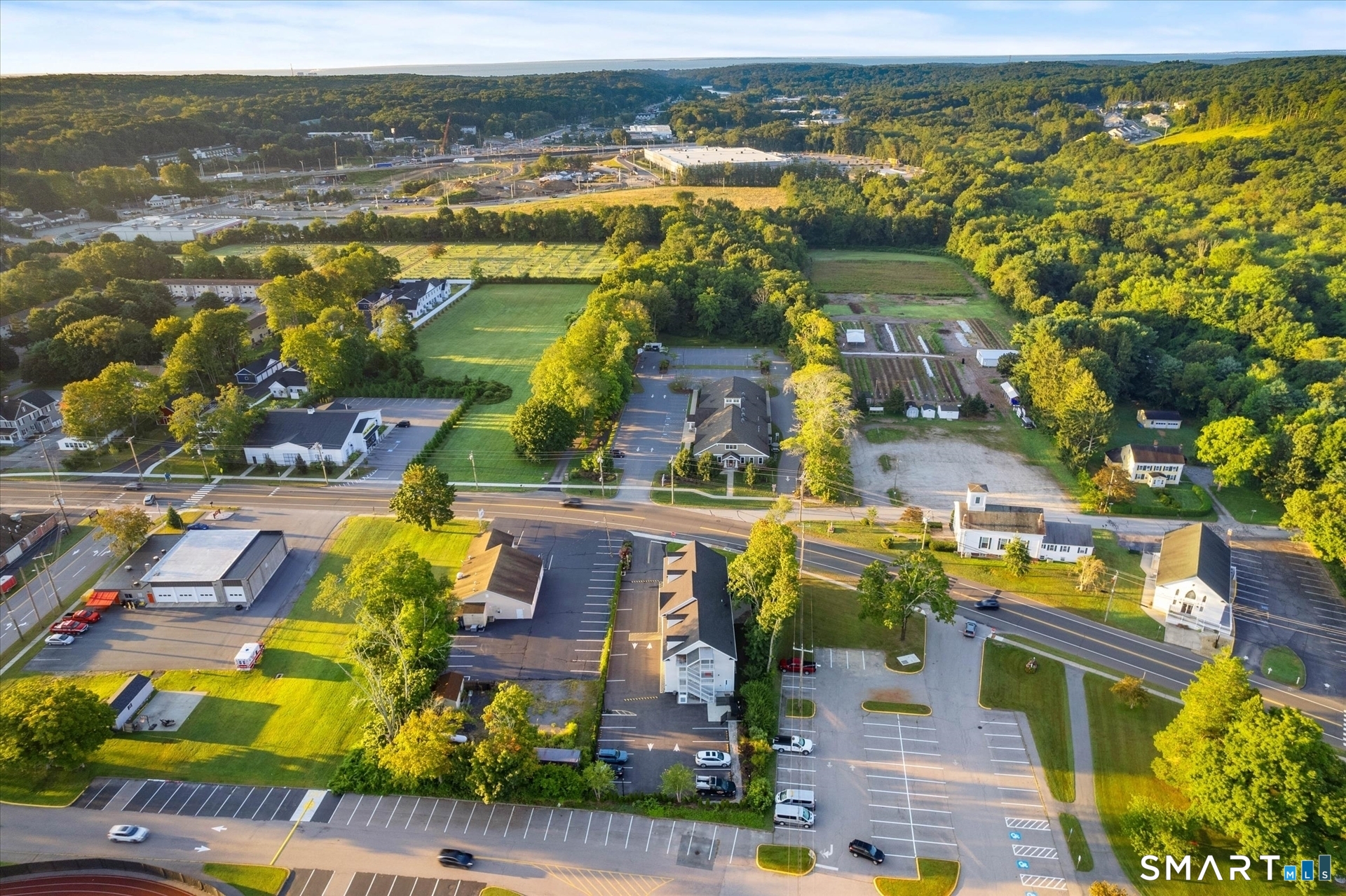 159 Boston Post Road East Lyme CT 06333
