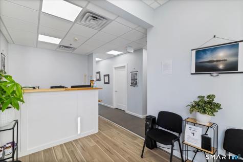 159 Boston Post Road East Lyme CT 06333