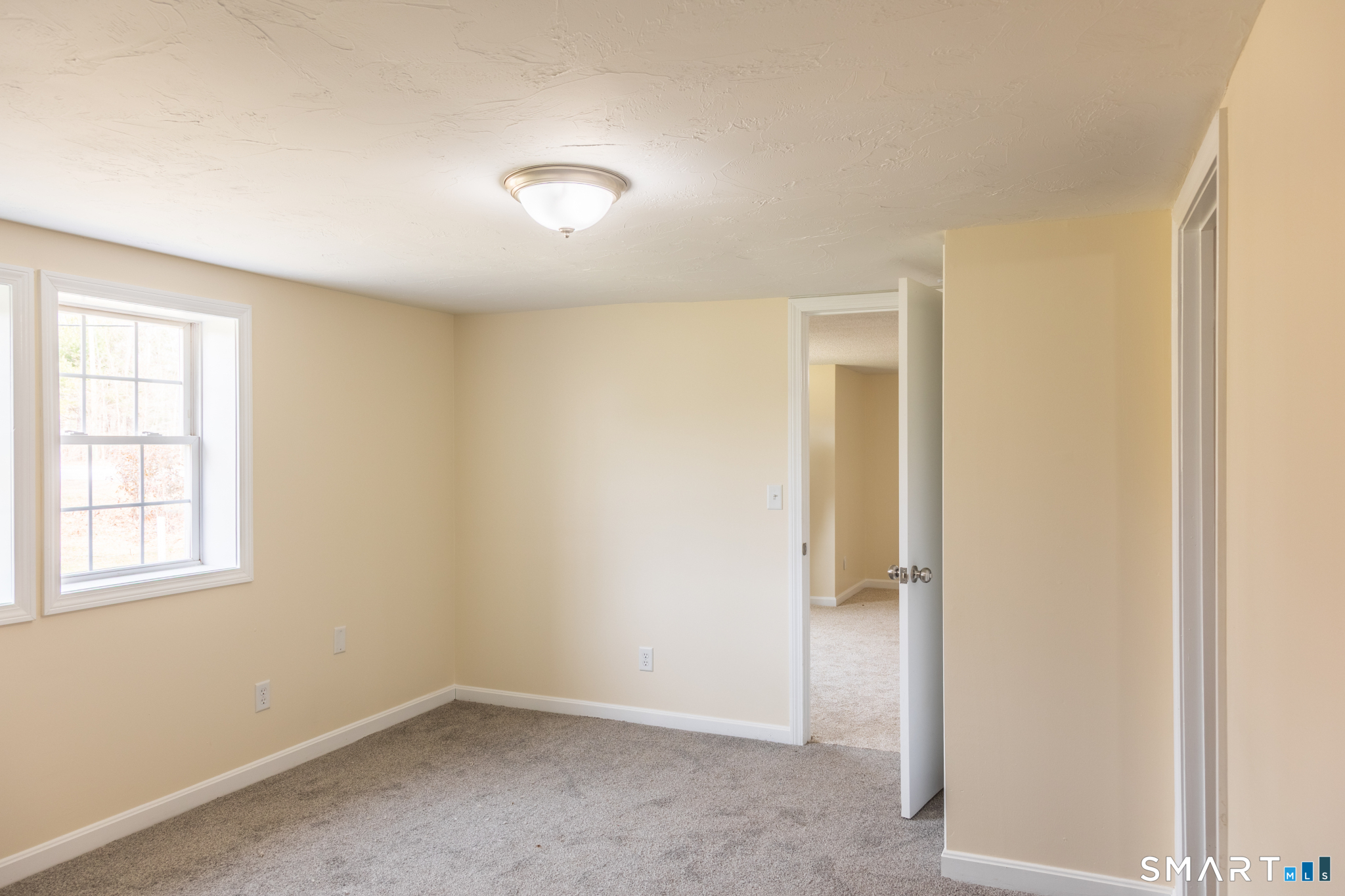 394 Mashamoquet Road Pomfret CT 06259