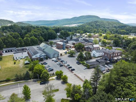 27 Railroad Street North Canaan CT 06018