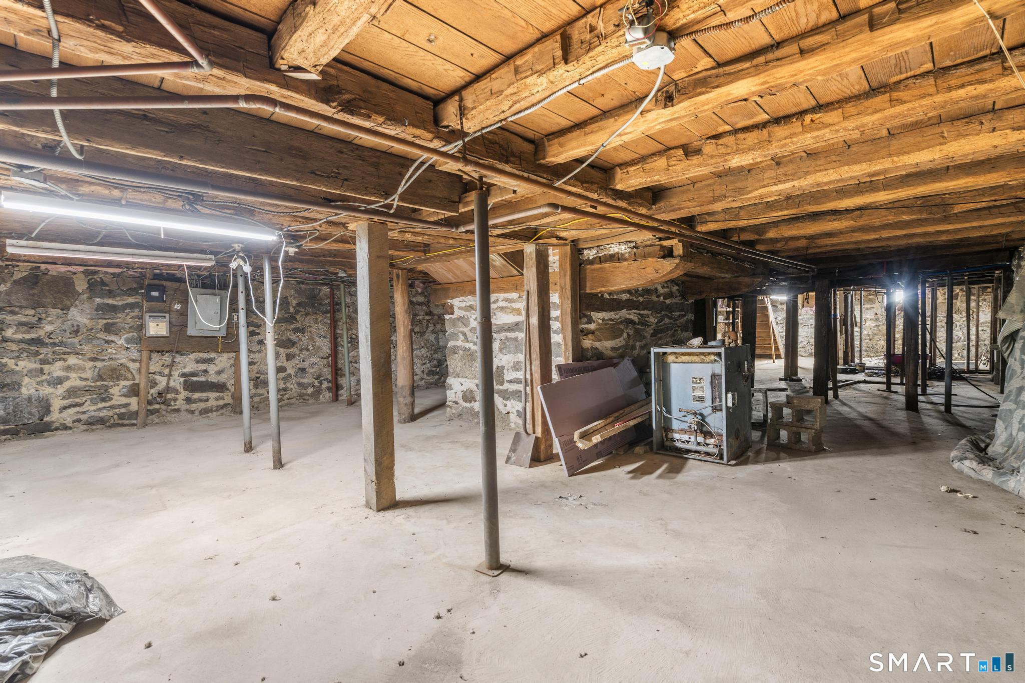 802 Main Street Monroe CT 06468