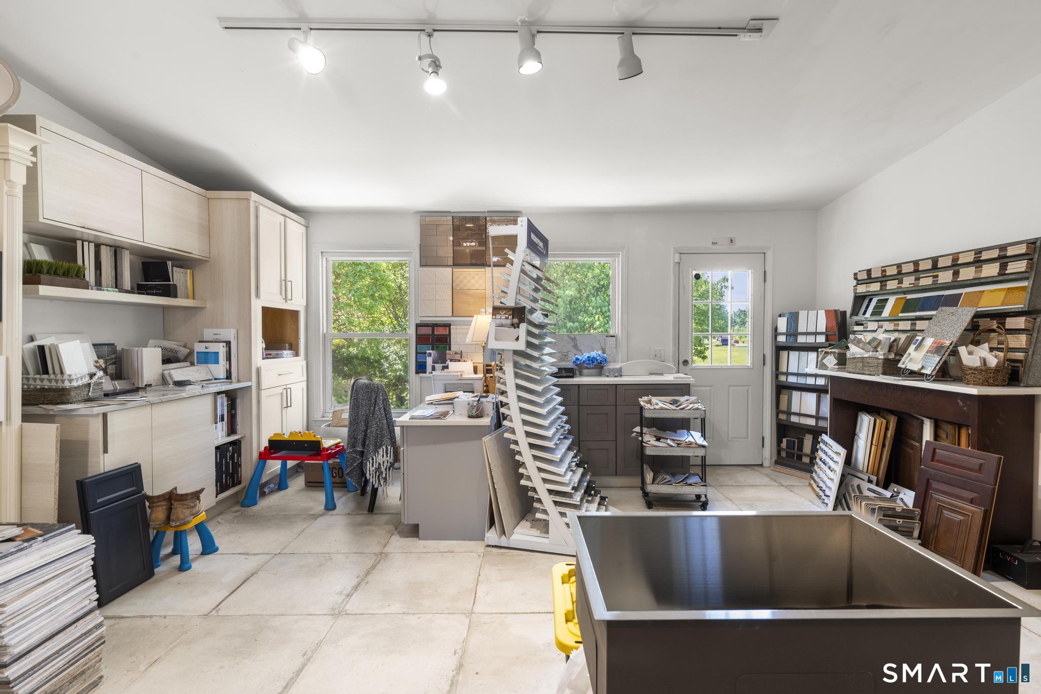 802 Main Street Monroe CT 06468