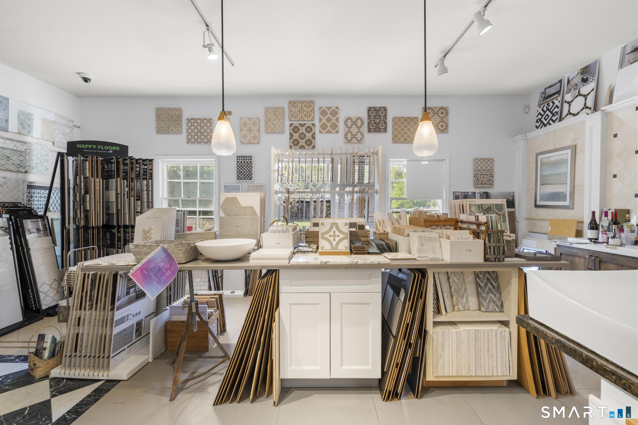 802 Main Street Monroe CT 06468