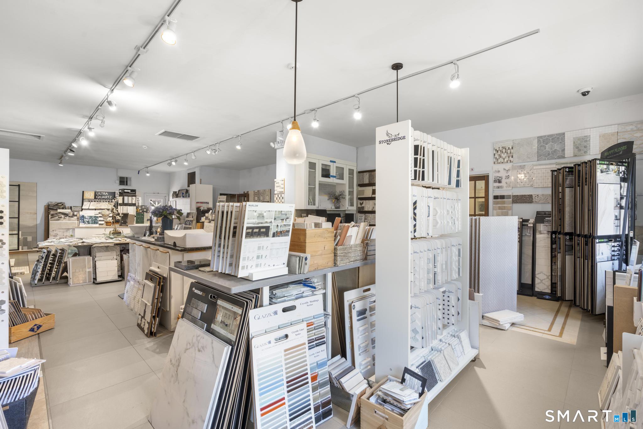 802 Main Street Monroe CT 06468