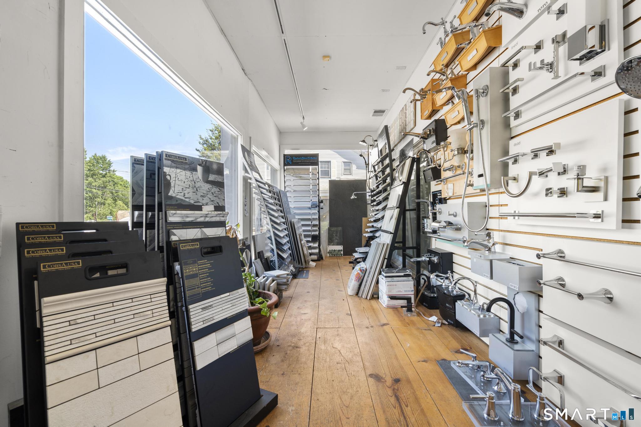 802 Main Street Monroe CT 06468