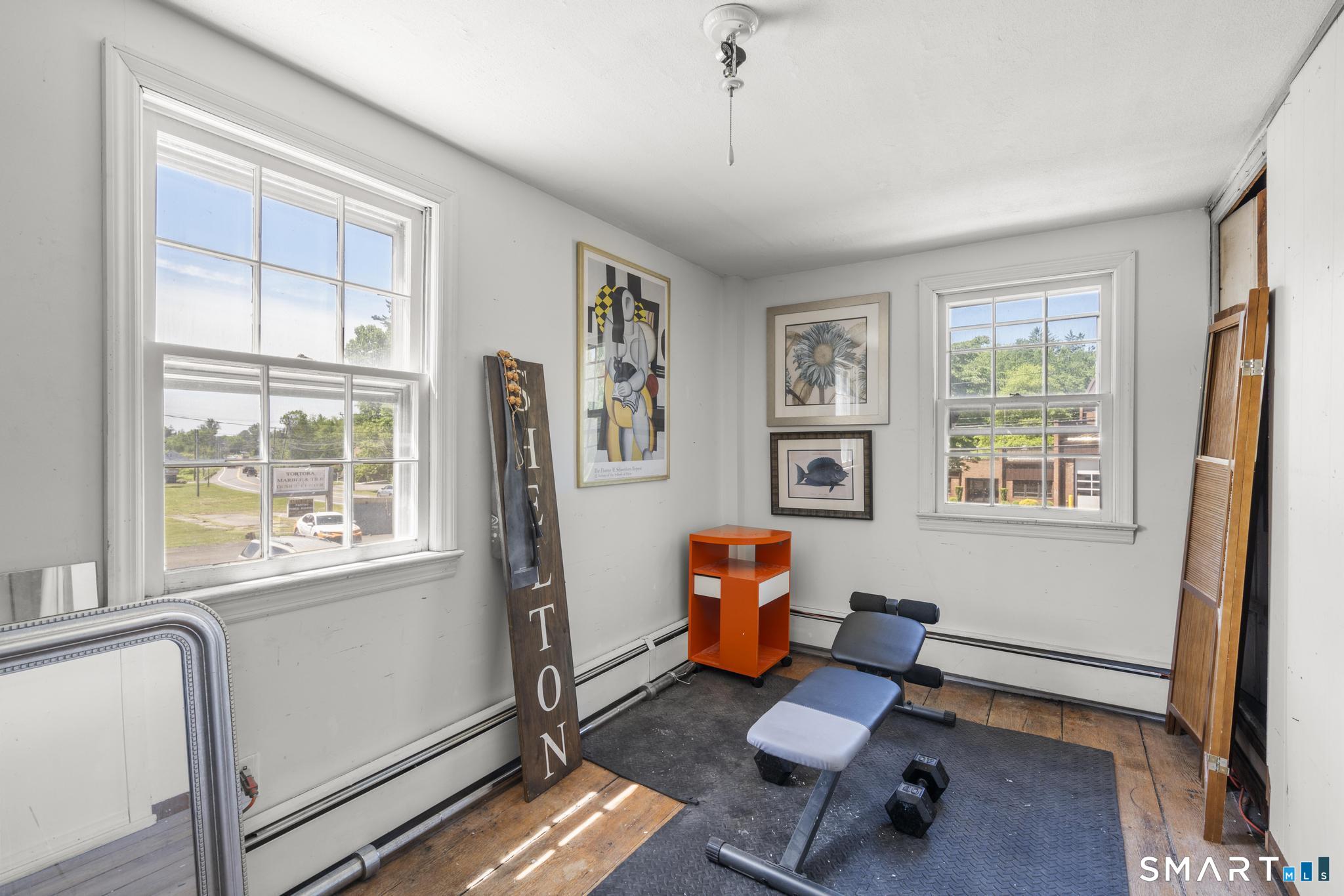 802 Main Street Monroe CT 06468