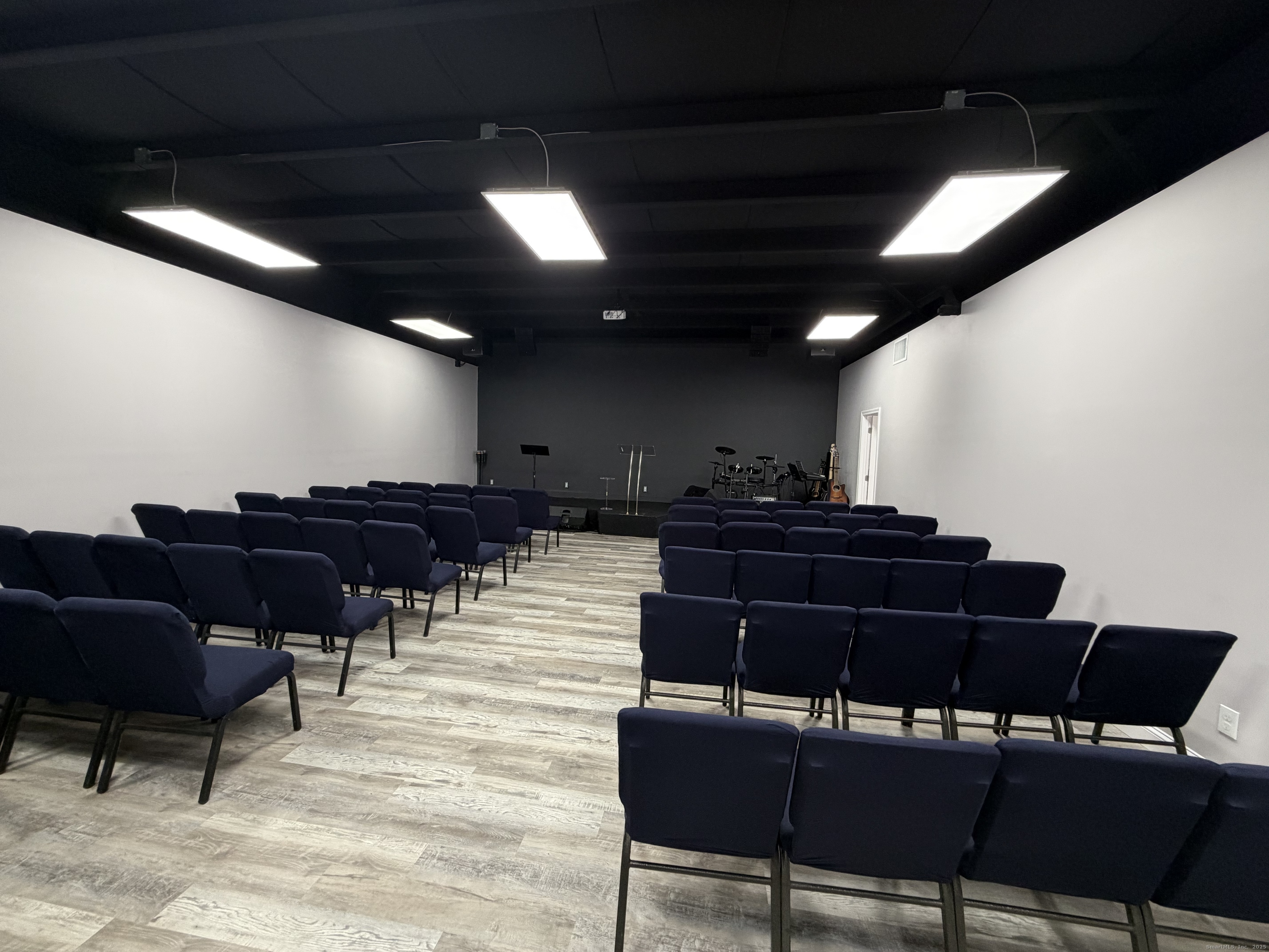 553-557 Center Street Extension Bridgeport CT 06604