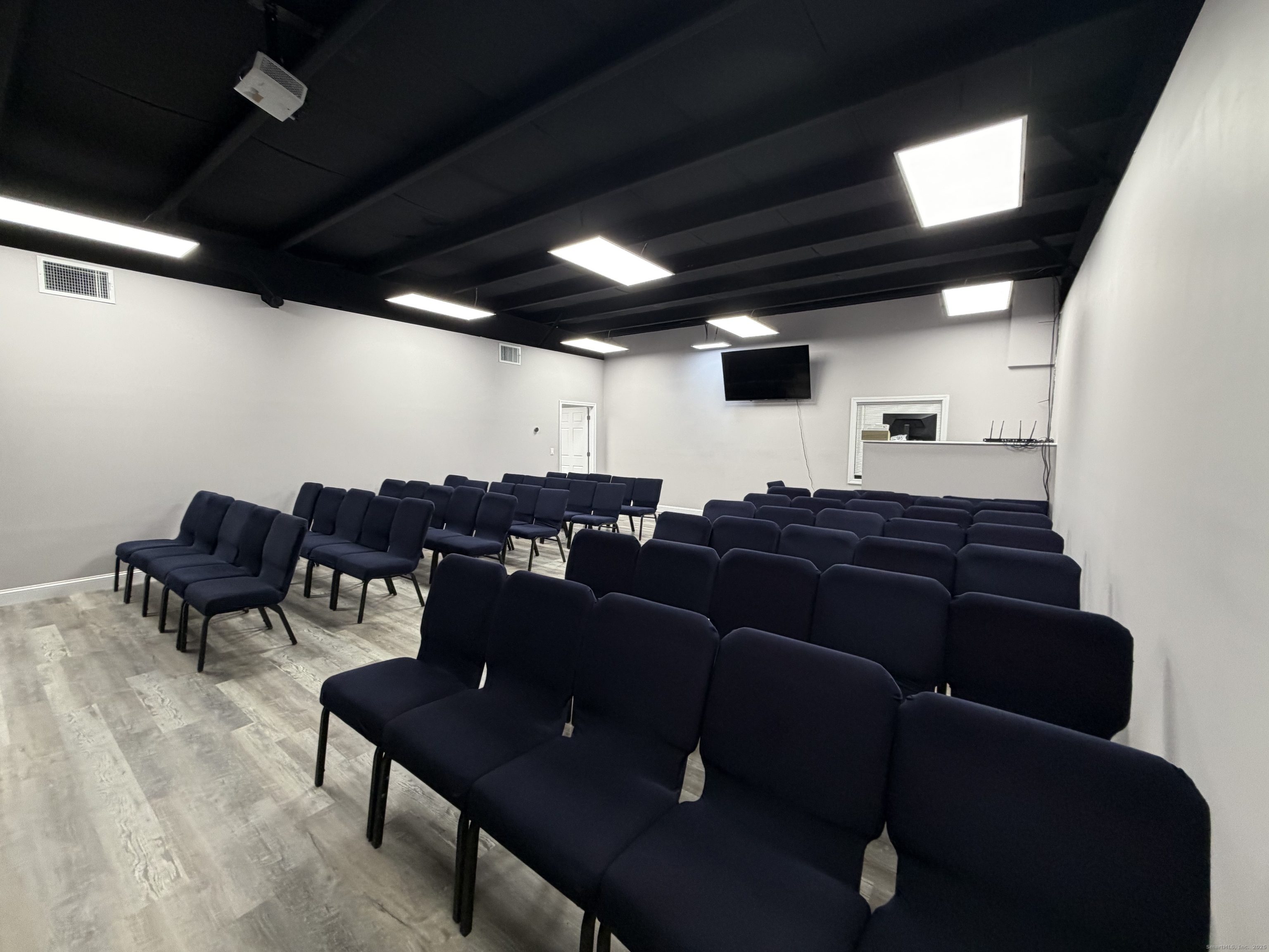 553-557 Center Street Extension Bridgeport CT 06604