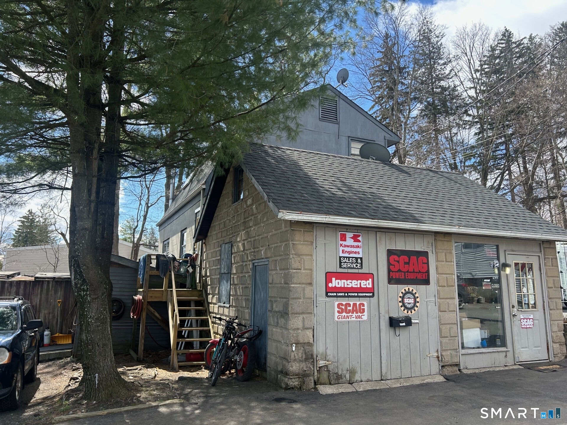 12 Danbury Road Ridgefield CT 06877