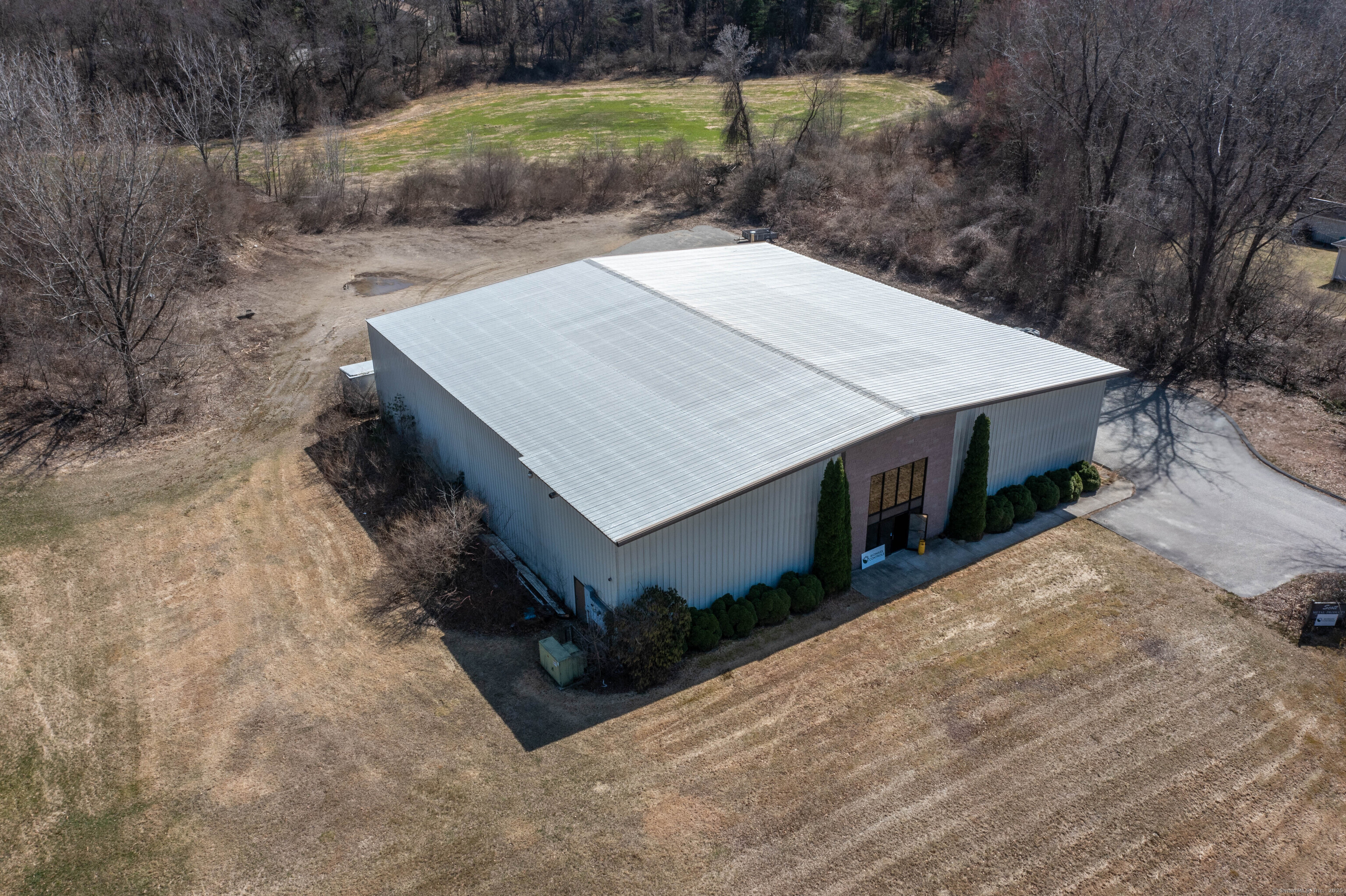 30 Crabtree Lane Woodstock CT 06281