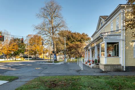 289 Main South Street Woodbury CT 06798