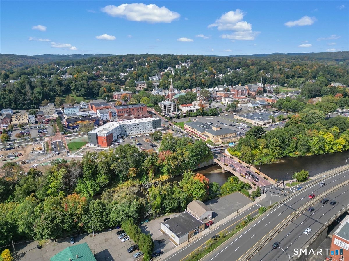 27 South Main Street Naugatuck CT 06770