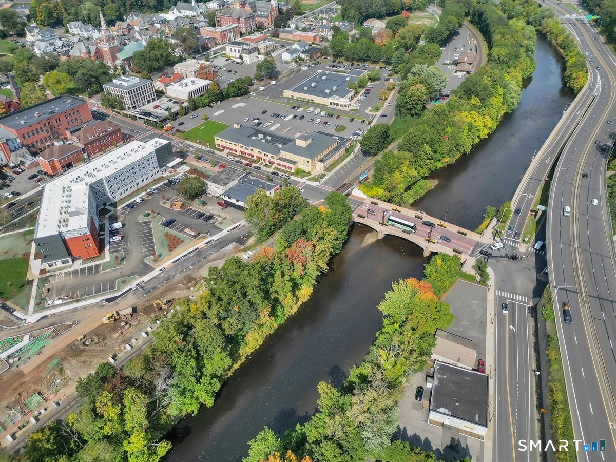 27 South Main Street Naugatuck CT 06770