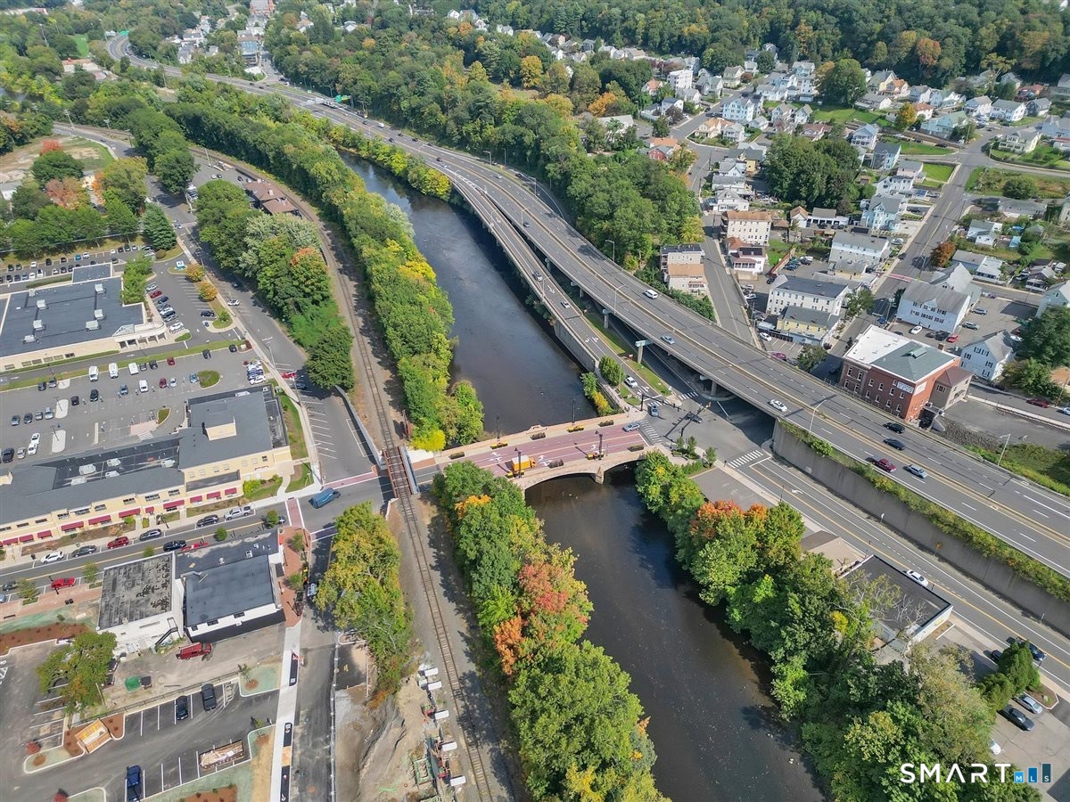 27 South Main Street Naugatuck CT 06770