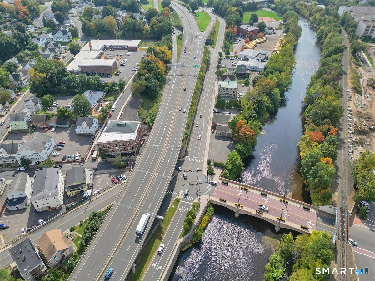 27 South Main Street Naugatuck CT 06770