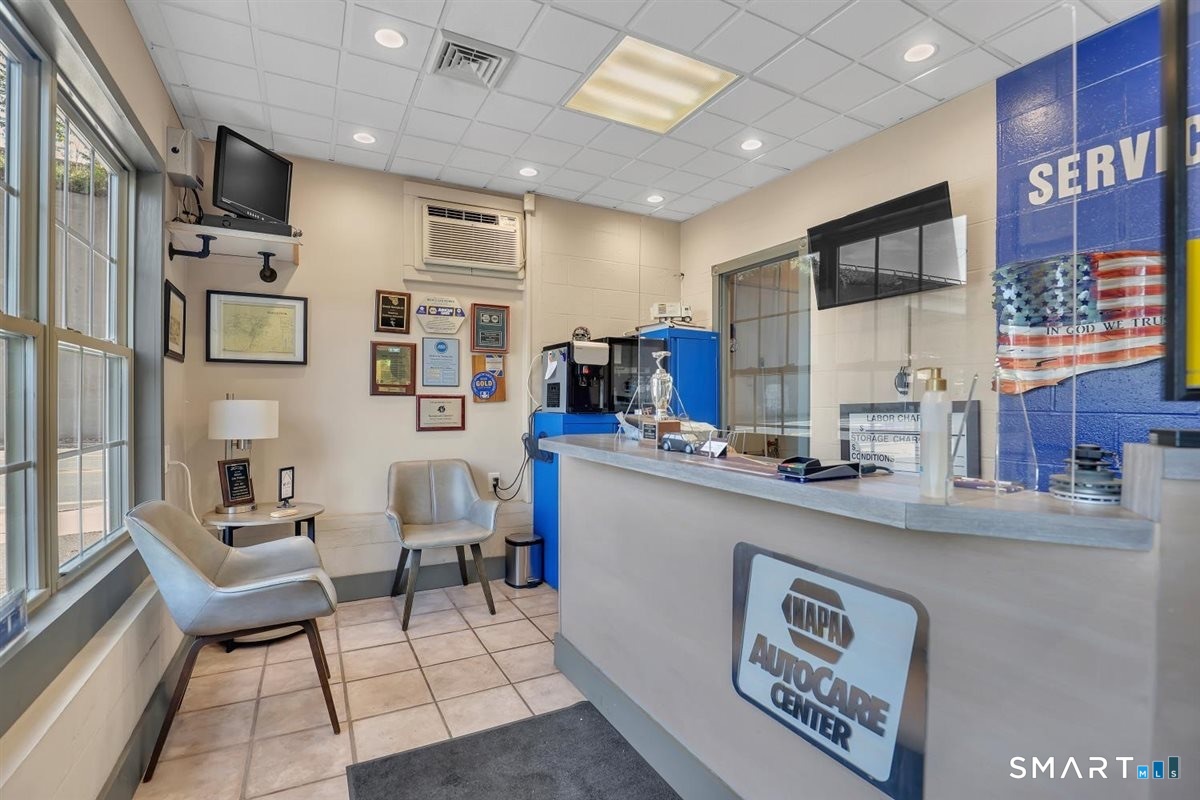 27 South Main Street Naugatuck CT 06770