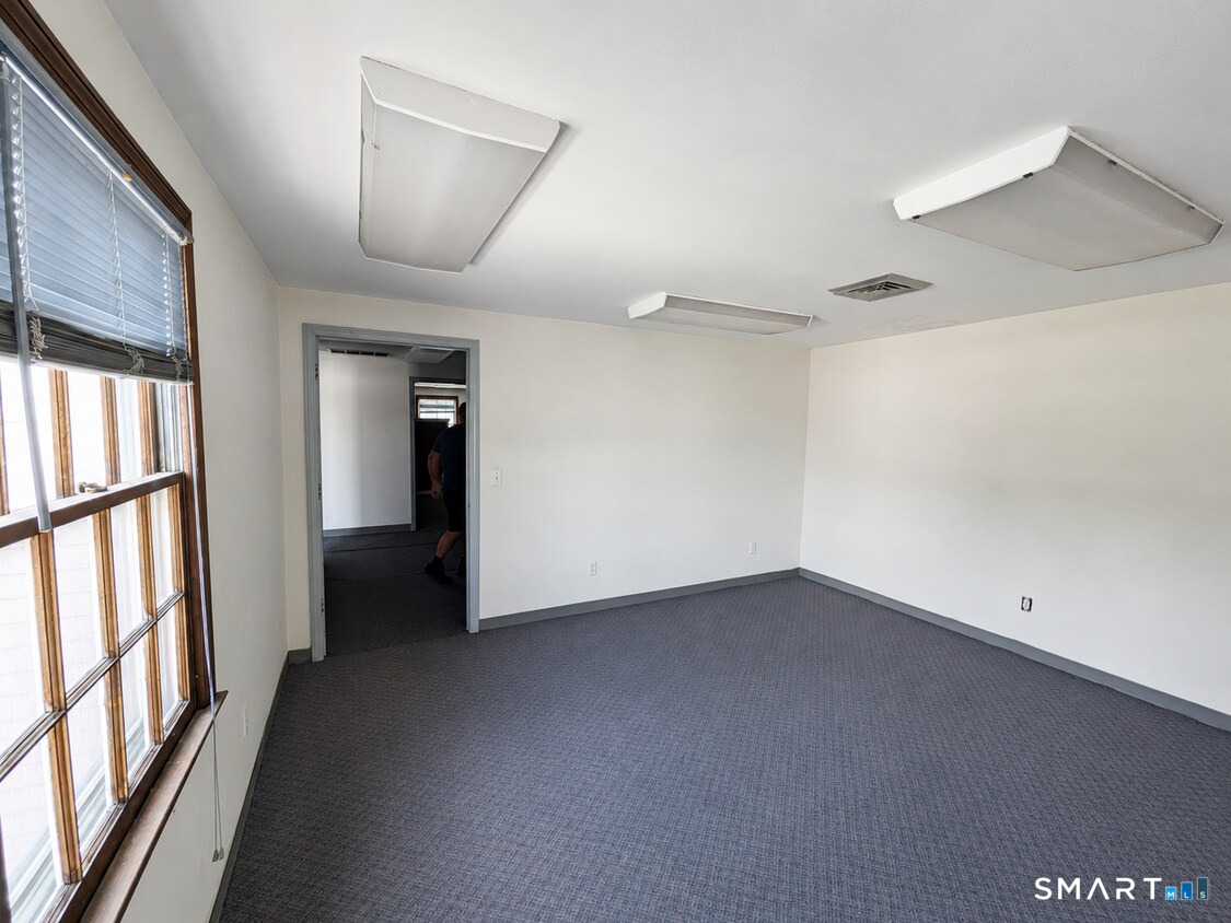 880 Boston Post Road Old Saybrook CT 06475