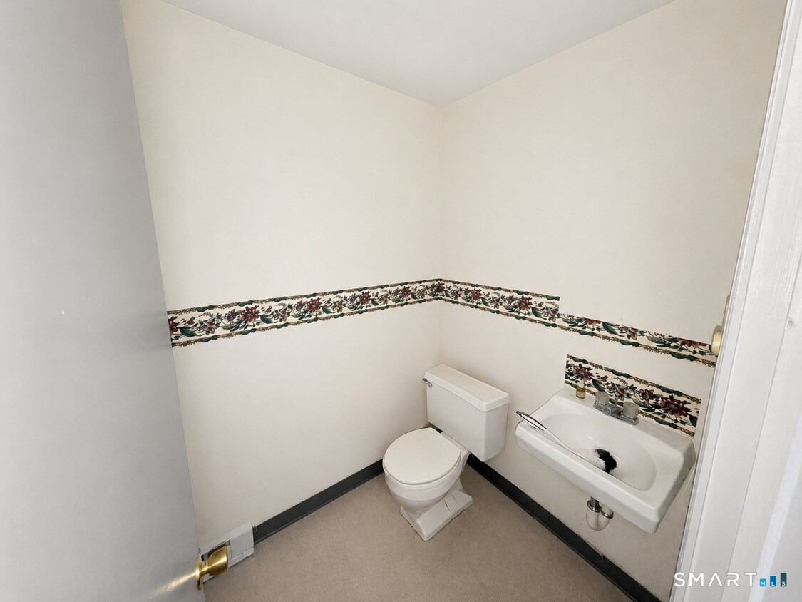 880 Boston Post Road Old Saybrook CT 06475