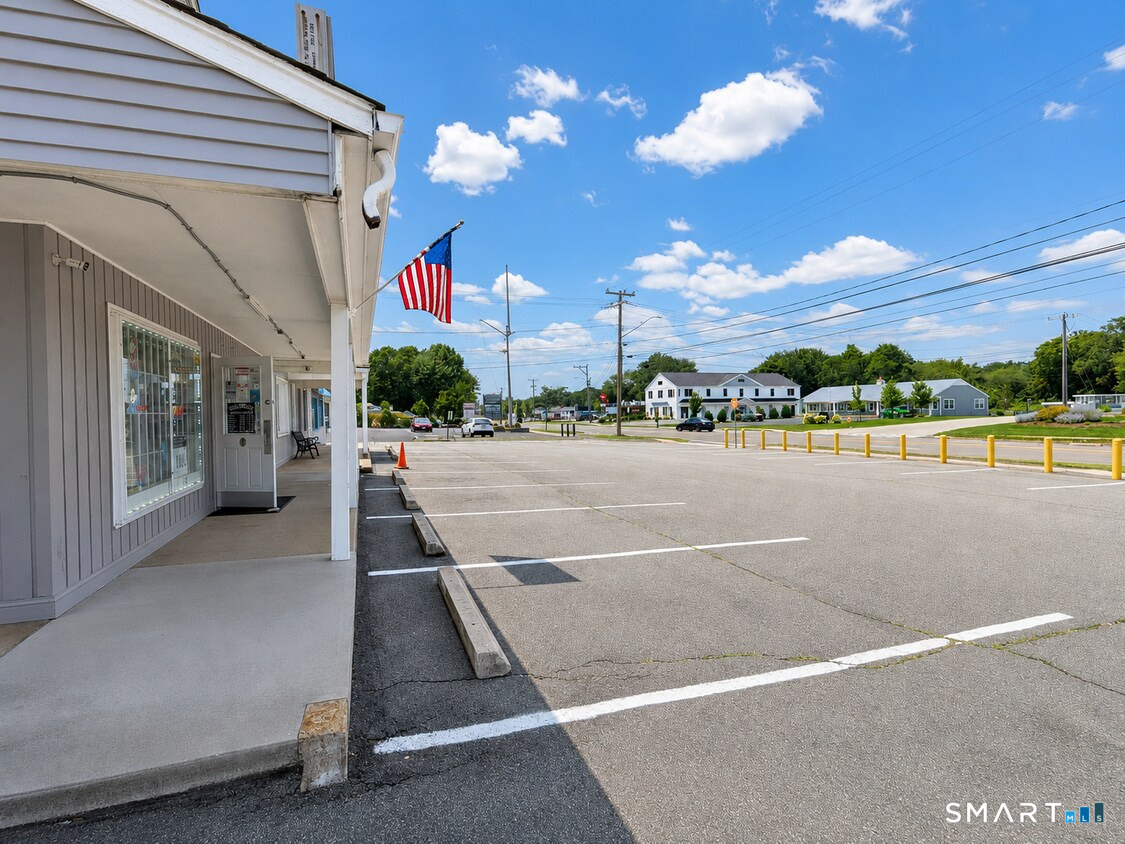 880 Boston Post Road Old Saybrook CT 06475
