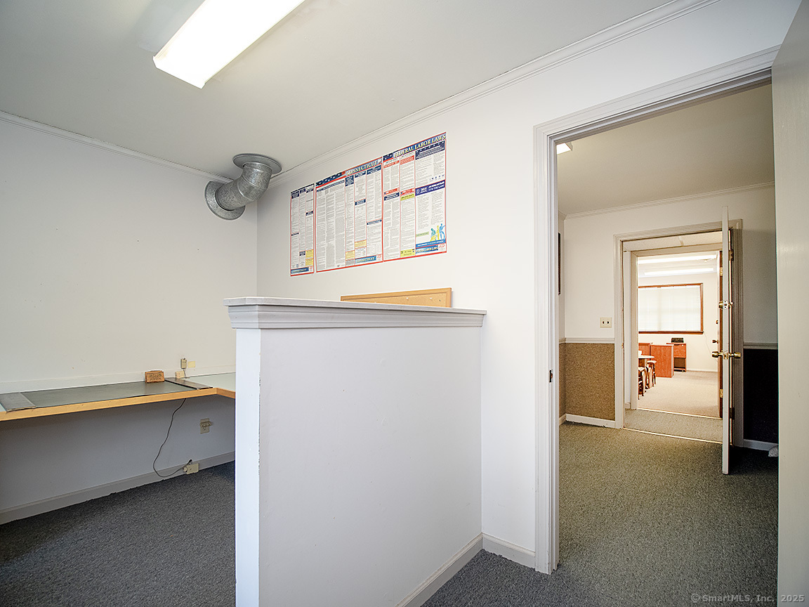 27 Lucy Street Woodbridge CT 06525