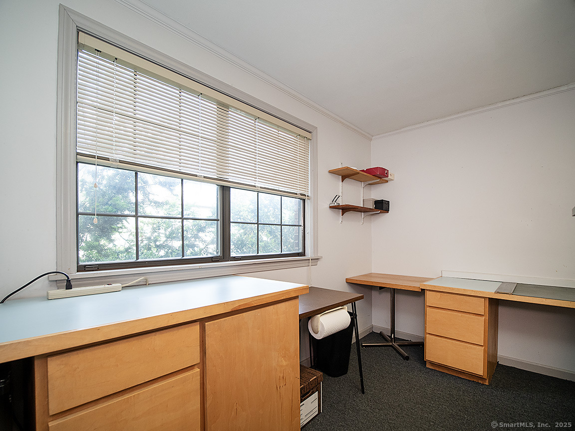 27 Lucy Street Woodbridge CT 06525