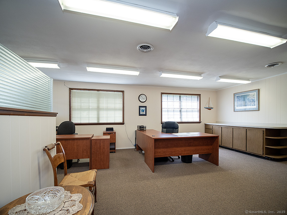 27 Lucy Street Woodbridge CT 06525