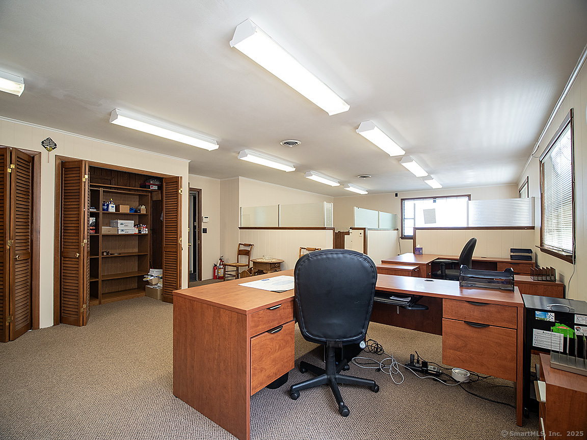 27 Lucy Street Woodbridge CT 06525