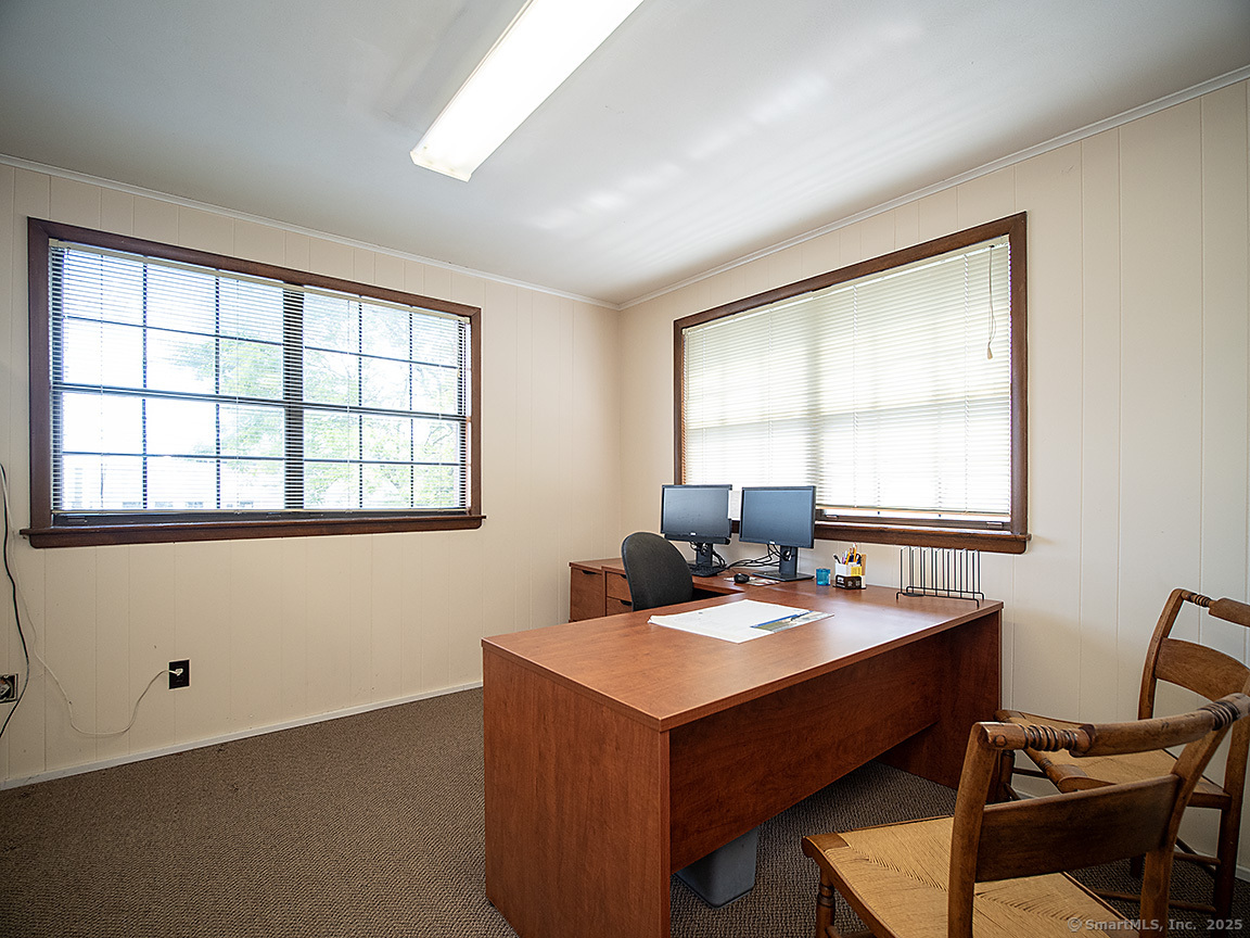 27 Lucy Street Woodbridge CT 06525