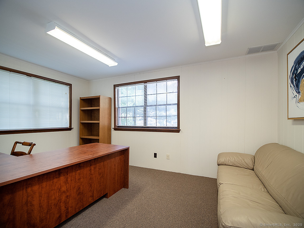 27 Lucy Street Woodbridge CT 06525