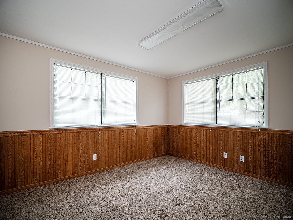 27 Lucy Street Woodbridge CT 06525