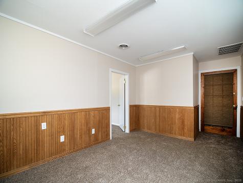27 Lucy Street Woodbridge CT 06525