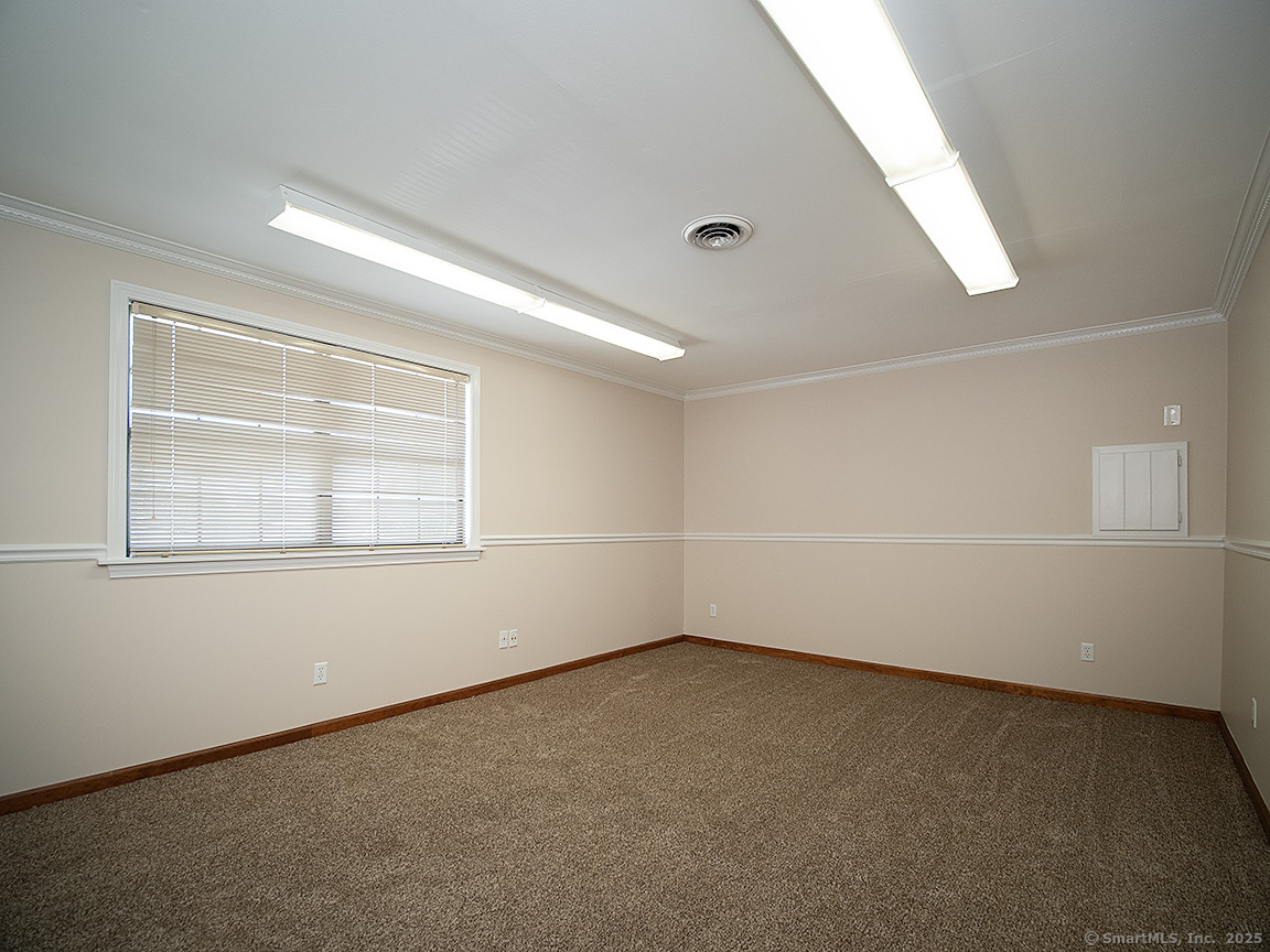 27 Lucy Street Woodbridge CT 06525