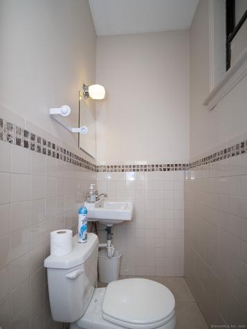 27 Lucy Street Woodbridge CT 06525
