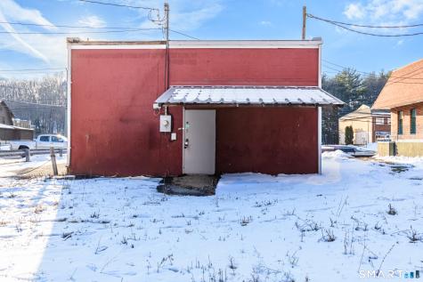 176 Main Street Monroe CT 06468