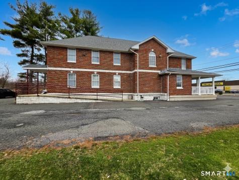 737 Newfield Street Middletown CT 06457