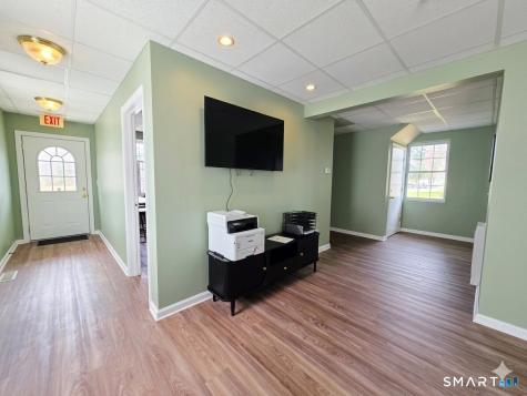 737 Newfield Street Middletown CT 06457