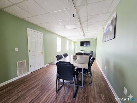 737 Newfield Street Middletown CT 06457