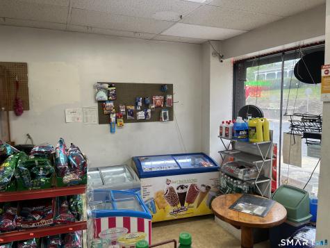 153 Highland Avenue Waterbury CT 06708