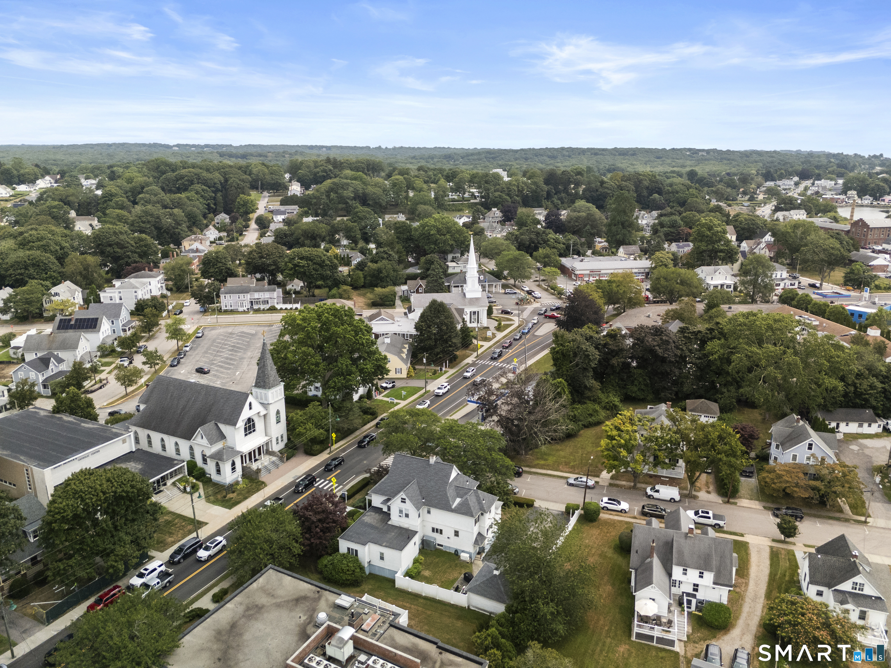 32 East Main Street Stonington CT 06355