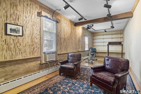 32 East Main Street Stonington CT 06355