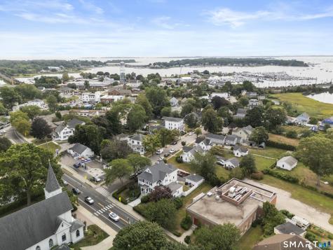 32 East Main Street Stonington CT 06355
