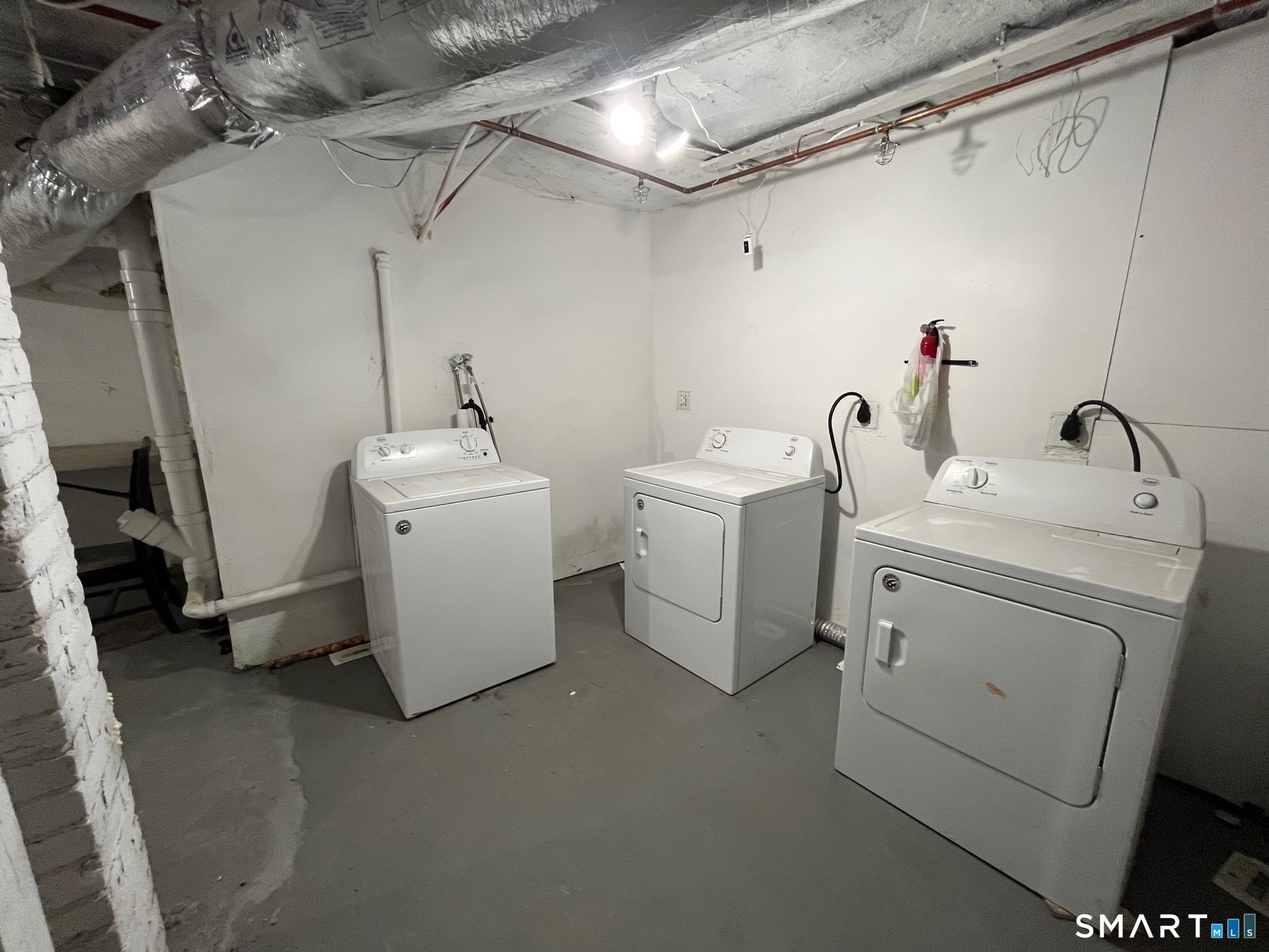 227 Hillside Avenue Waterbury CT 06710