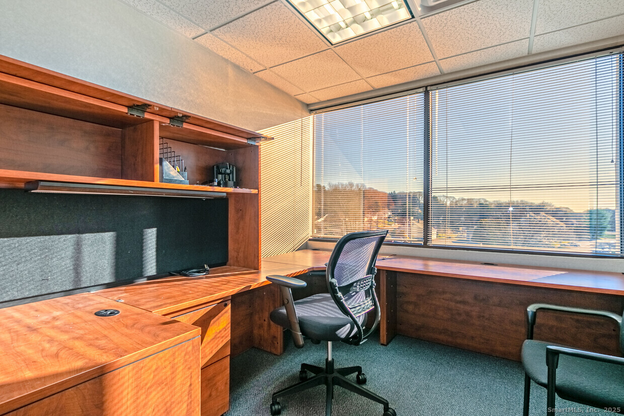 400 Bayonet Street New London CT 06320
