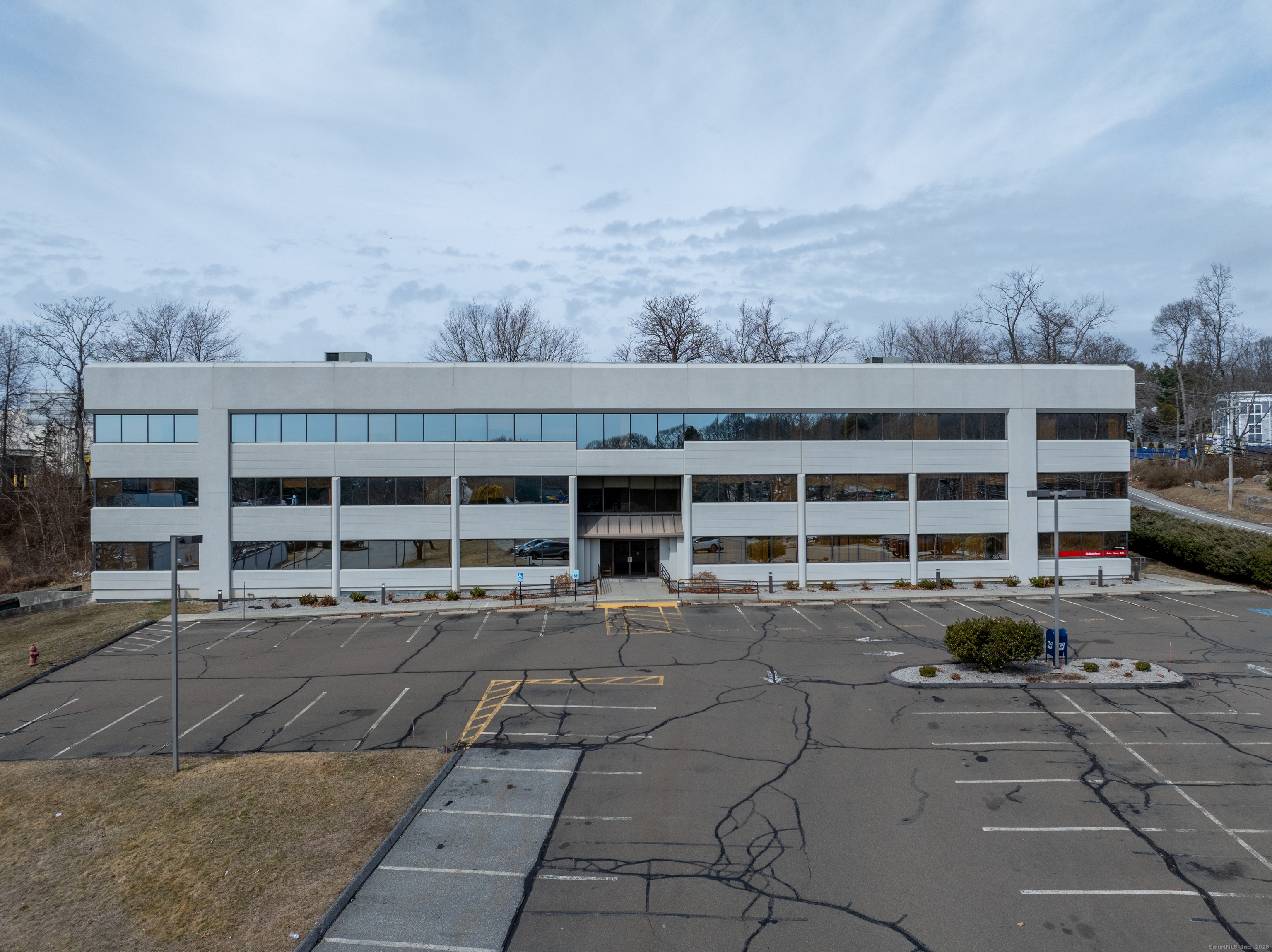 400 Bayonet Street New London CT 06320