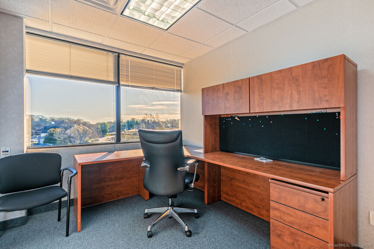 400 Bayonet Street New London CT 06320