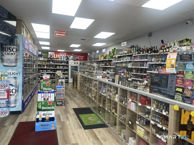 Hamden CT 06514